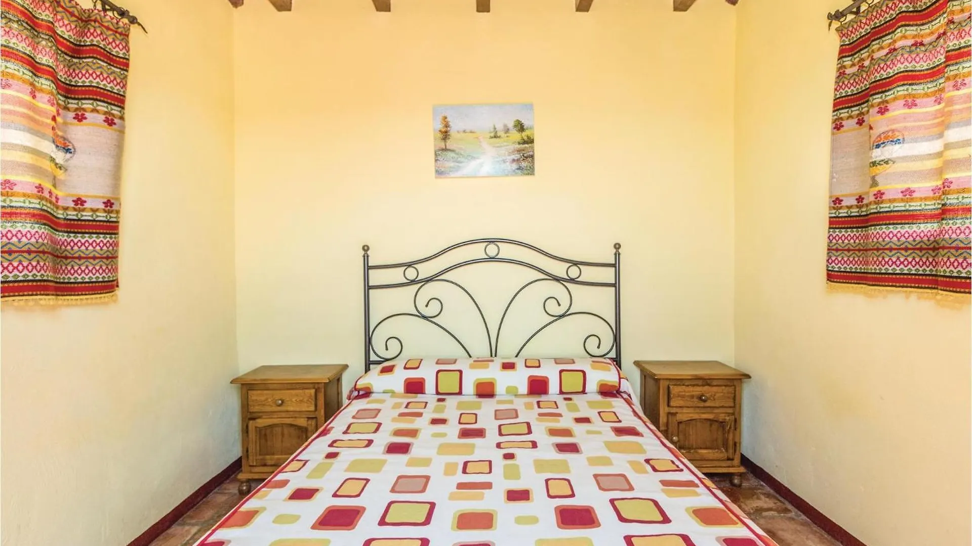 Semesterbostad Lovely Home In Periana With Wifi